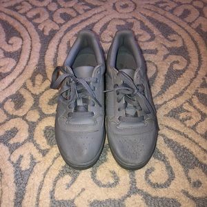 Yeezy “Calabasas” Powephase Sneaker